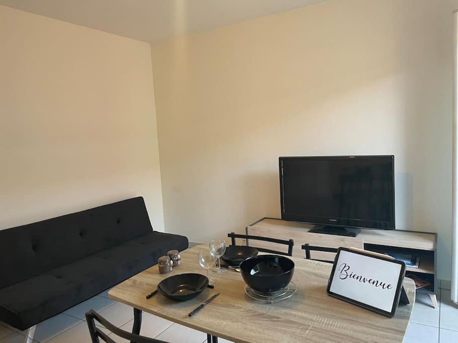 Apartment 2 Pieces